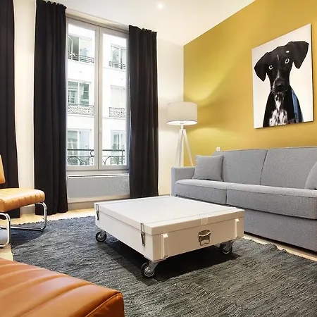 Rent A - Bonne Nouvelle * Paris